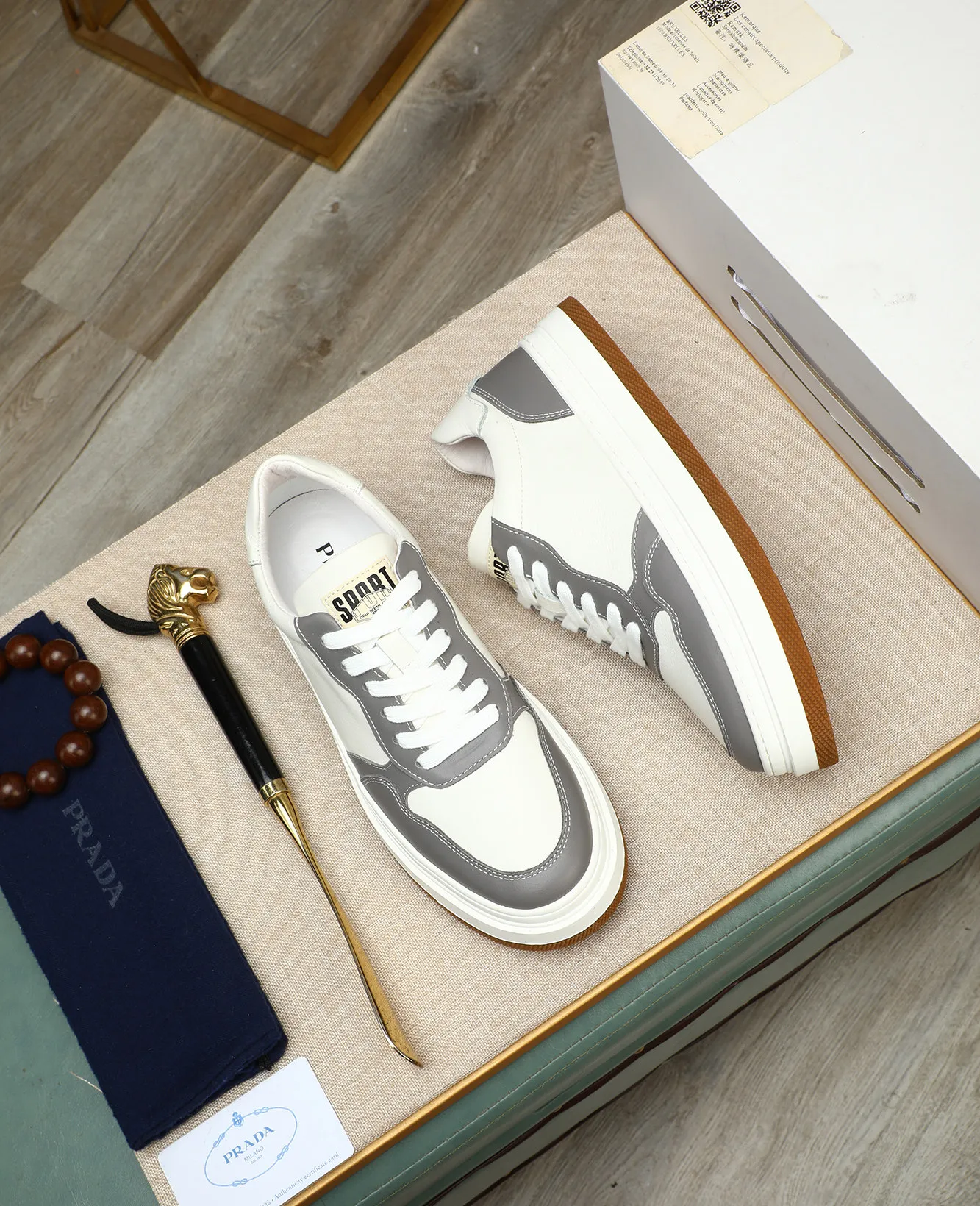Men's men's shoes 💰440 high-end version. PRADA (Prada) men's casual style, compare the quality at the counter 🧚🏿♂️Imported cowhide fabric 🐎Water-dyed comfortable and soft cowhide lining for feet 🐂Genuine leather outsole with label 🎉 Size 38-44. Can be customized for 45💥🏆